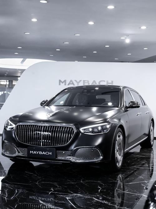 重庆271岚图汽车的售后服务让用户无忧出行，迈巴赫未来的豪华车趋势